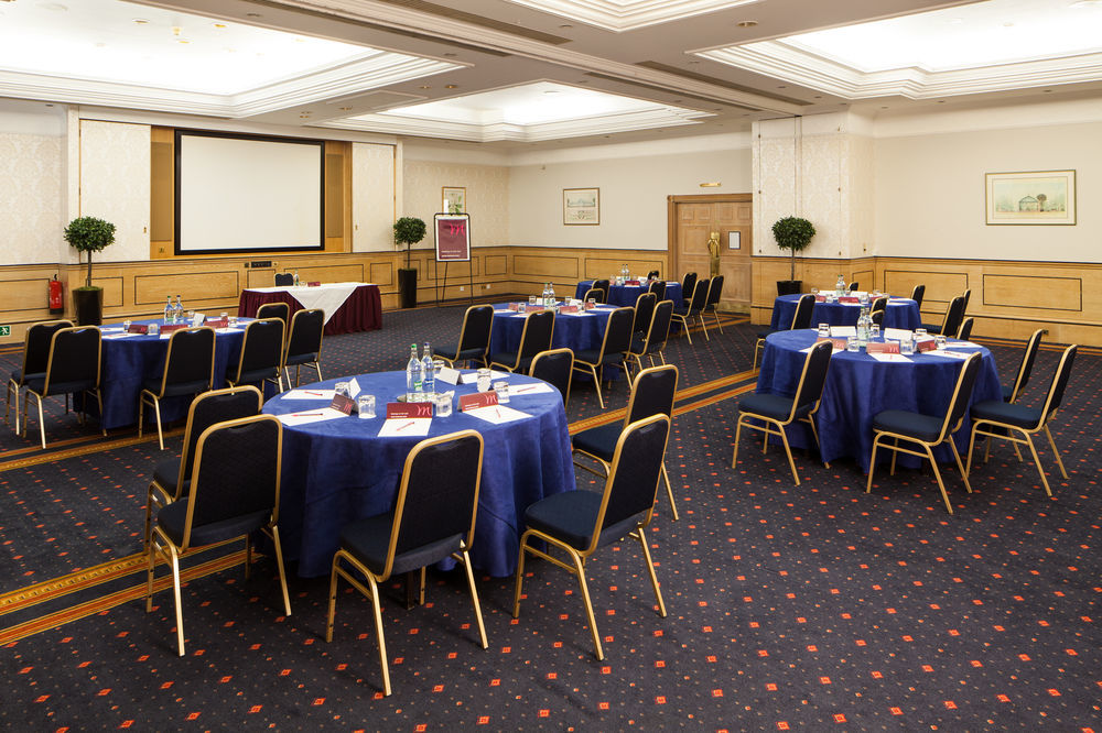 Mercure York Fairfield Manor Hotel Exterior foto