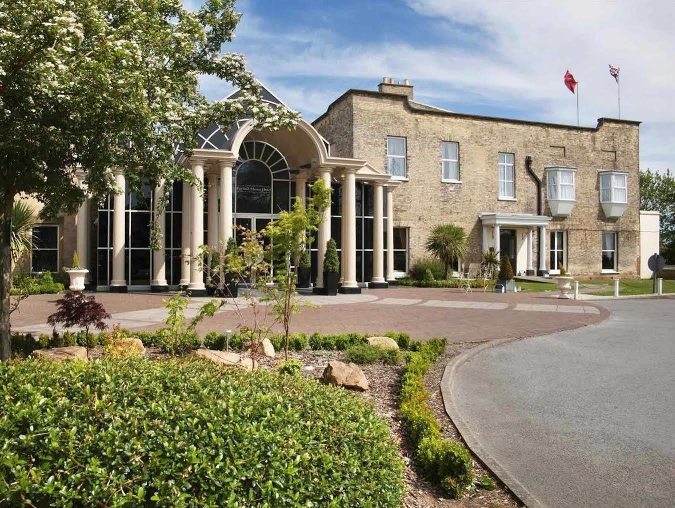 Mercure York Fairfield Manor Hotel Exterior foto